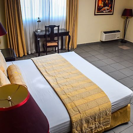 Hotel Victoria San Pedro Sula Exterior photo